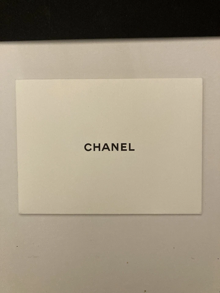 Papelaria/envelope para presente Chanel - Imagem 3 de 4