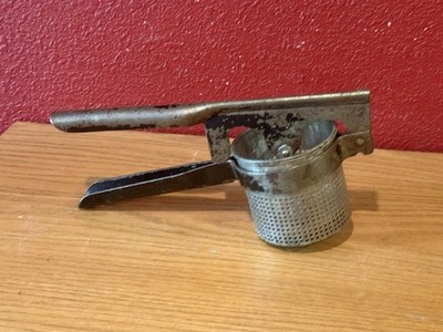 Vintage Universal Metal Aluminum Potato Masher Ricer Fruit Press Farmhouse