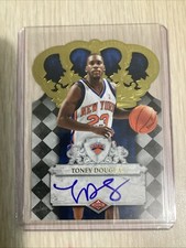 2009-10 Crown Royale /699 Toney Douglas Rookie Auto RC #126 New York Knicks