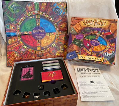 Harry Potter and The Sorcerers Stone Trivia Board Game with Box