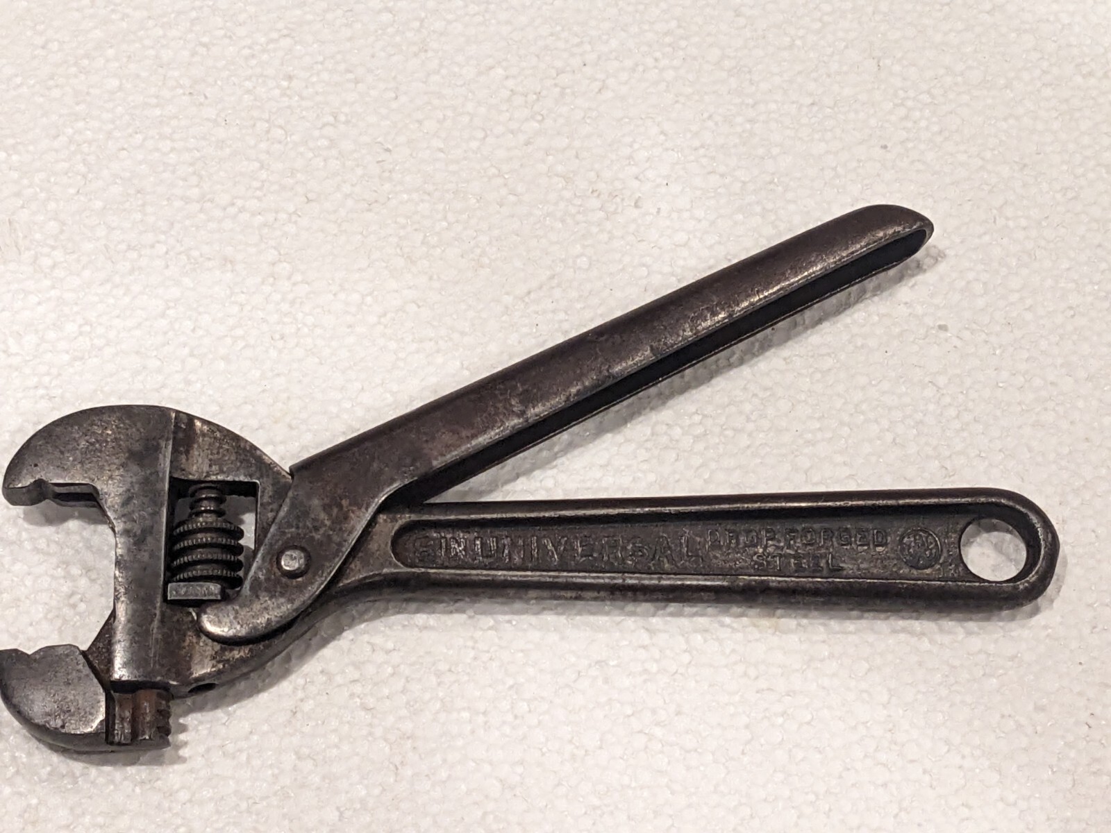 vintage tool 8" Universal Wrench Co Lever Handle adjustable wrench good