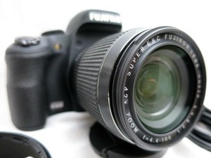 FUJIFILM-Fuji-Finepix-HS50EXR-HS50-EXR-42x-lens-digital-camera-tested