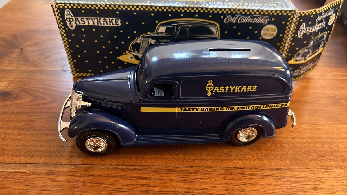 Ertl Tastykake 1938 Chevy Panel Van 1:25 Limited Edition Coin Bank
