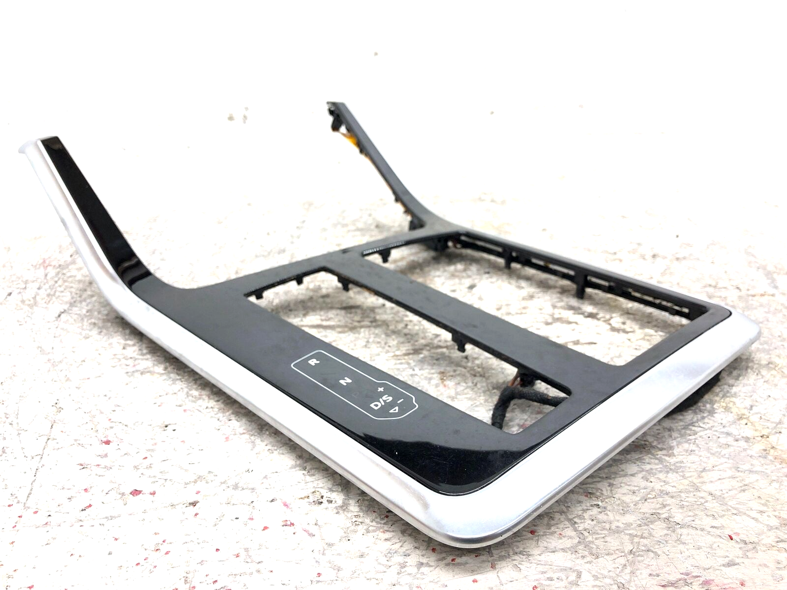 2019 AUDI Q8 SPEED LEVER MOLDING 4M8863324D OEM | eBay 