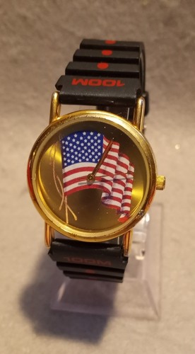 A very Nice Valdawn Patriotic American Flag Quartz Watch - Picture 9 of 13