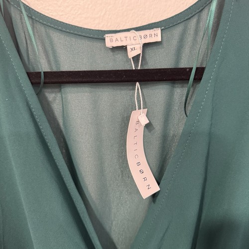 Baltic Born Celine Long Sleeve Maxi Dress in Hunter Green XL - Picture 4 of 6