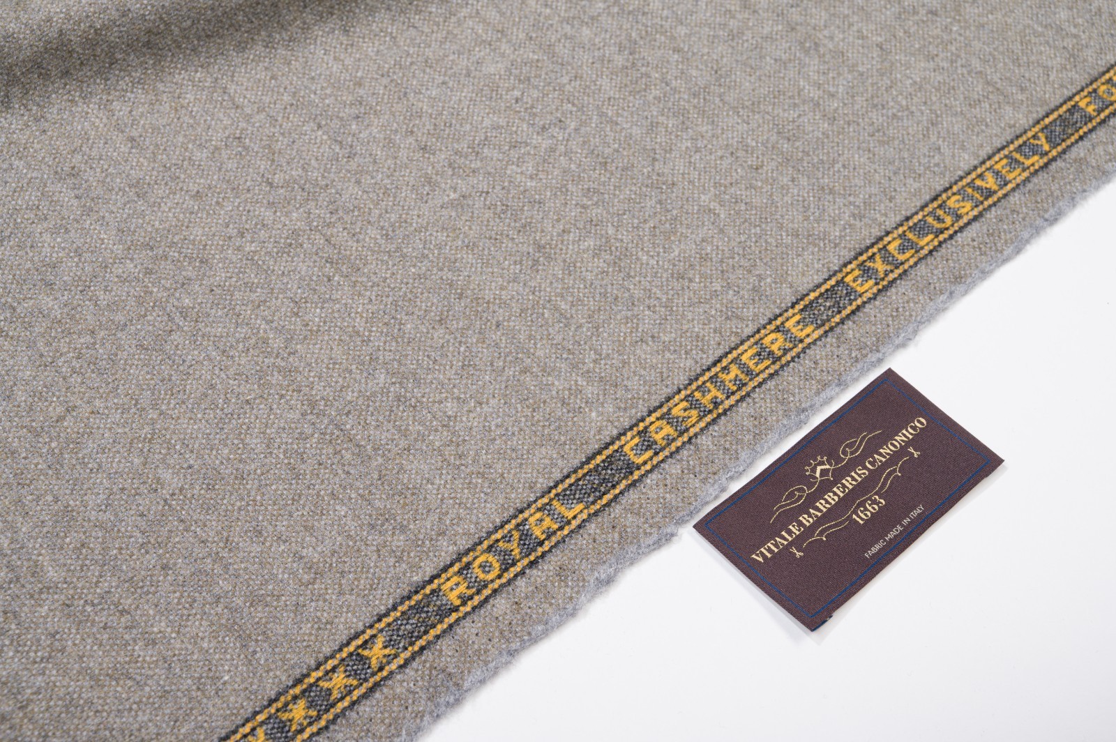 DRAPERS Royal Cashmere Fabric - 4.3m - 300g - 90% Wool / 10% Cashmere
