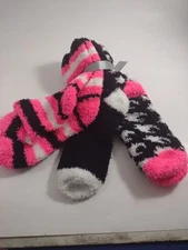 Socks Slipper Alexa Rose 3-PAIRS Womens Multi Color Fuzzy NWT Fits Shoe Size 5-9