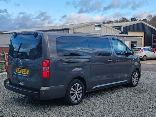PEUGEOT TRAVELLER 2.0 BlueHDi 150 Allure Long 8 Seater - Picture 2 of 24