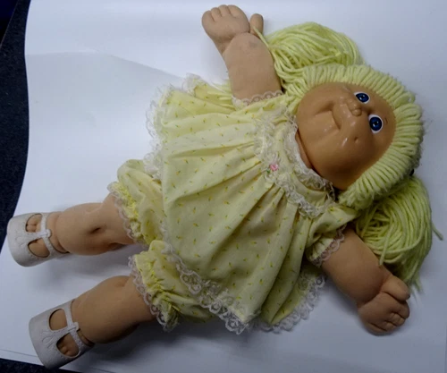 Vintage Coleco 1985 Cabbage Patch kids Mold #2 Dressed Doll-Blonde/Blue Eyes