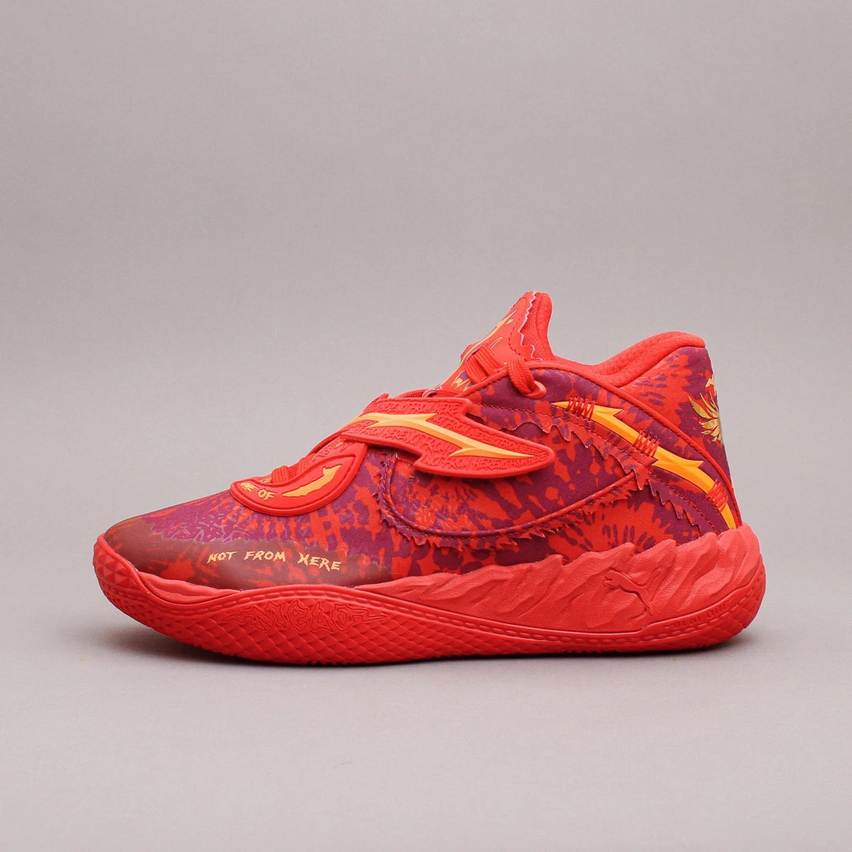 シューズ(男性用) MB.05 Crowd Surf MB.05 Crowd Surf Basketball Shoes | PUMA