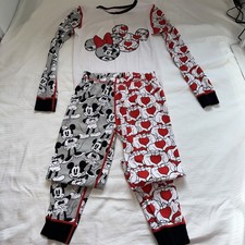 Kids Minnie and Mickey Mouse 2 Piece Pajama Set Size 10. Long sleeved and pants