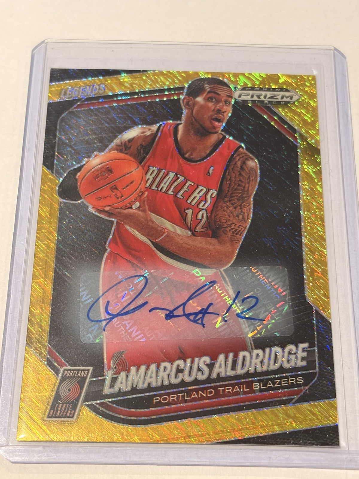 2024-25 Panini Prizm Black Lamarcus Aldridge Gold Shimmer FOTL Auto /10 Blazers view 2
