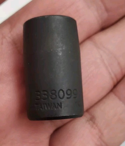 Kobalt 11mm 3/8” drive impact socket 6 pt 11 mm metric black Taiwan 338099 - Picture 8 of 8