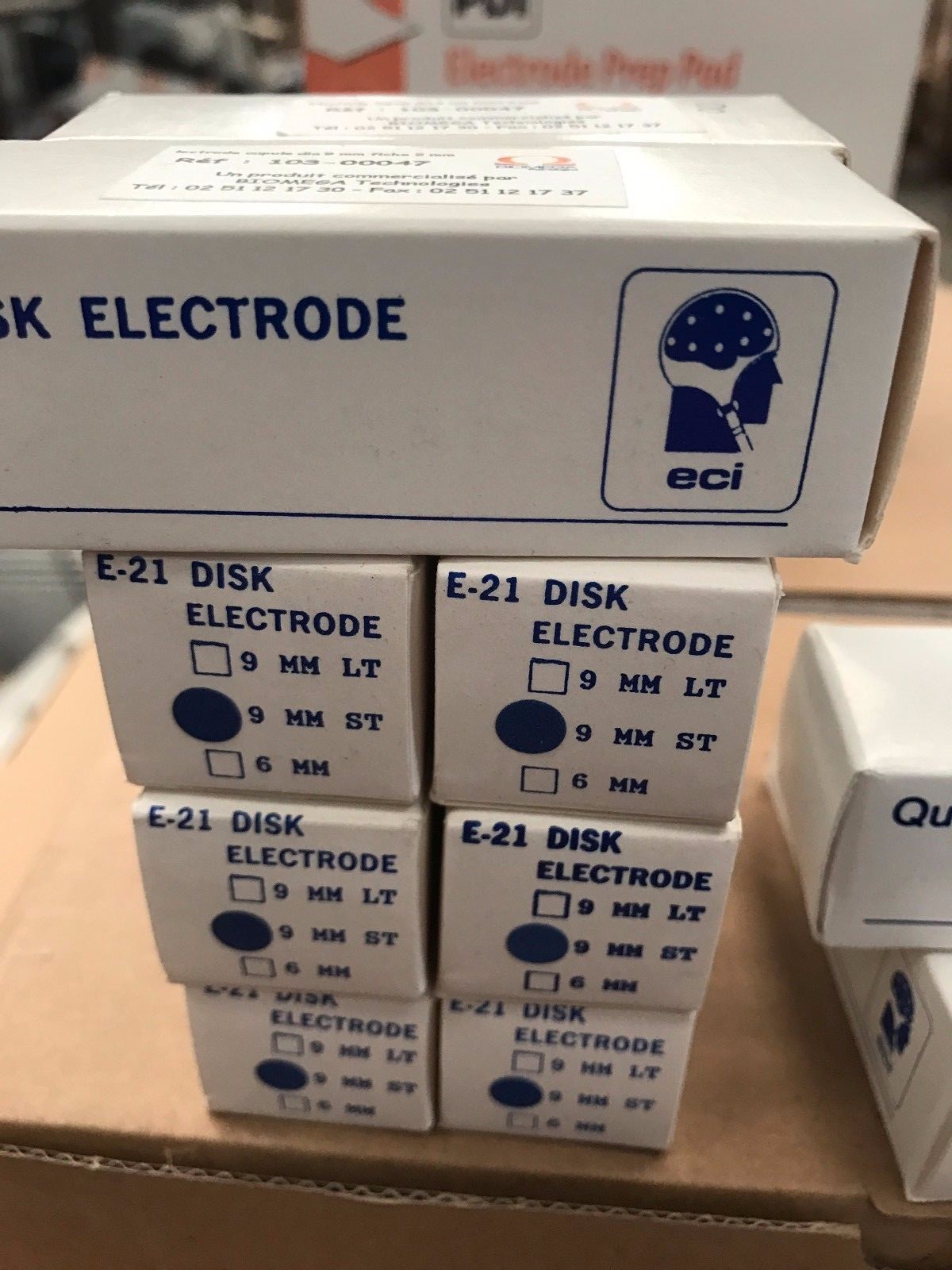 Lot de 14 ECI Disk Electrode E-21 avec électrodes de 9mm et 6mm pour électro-caps