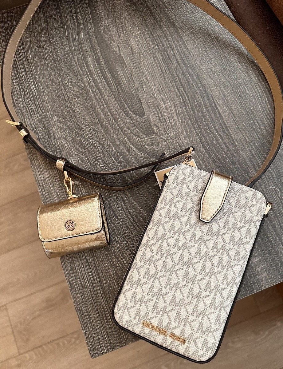 Michael Kors Jet Set Logo Smartphone Xbody w/Apple Airpods Michael Kors Jet Set Logo Smartphone Xbody w/Apple Airpods
