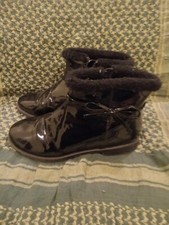 Gymboree Black Patent Leather Bow Boots Girl's Size 2  sb9