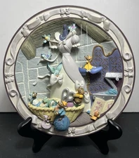 Walt Disney Cinderella 3D Relief Collectors Plate "We Can Do It" #4675 Rare READ