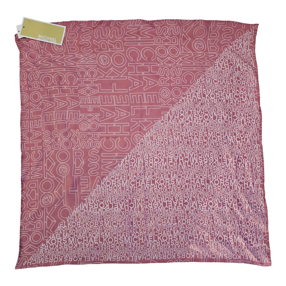 Pañuelo de seda Michael Kors para mujer rosa polvorienta estampado de logotipo de 20"x20" talla única Foto 2 de 2