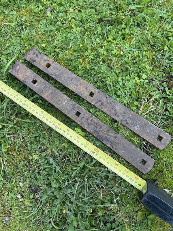 Vintage Old Barn / Strap Gate Hinge - VERY thick and Heavy Duty - Lightly Rusted