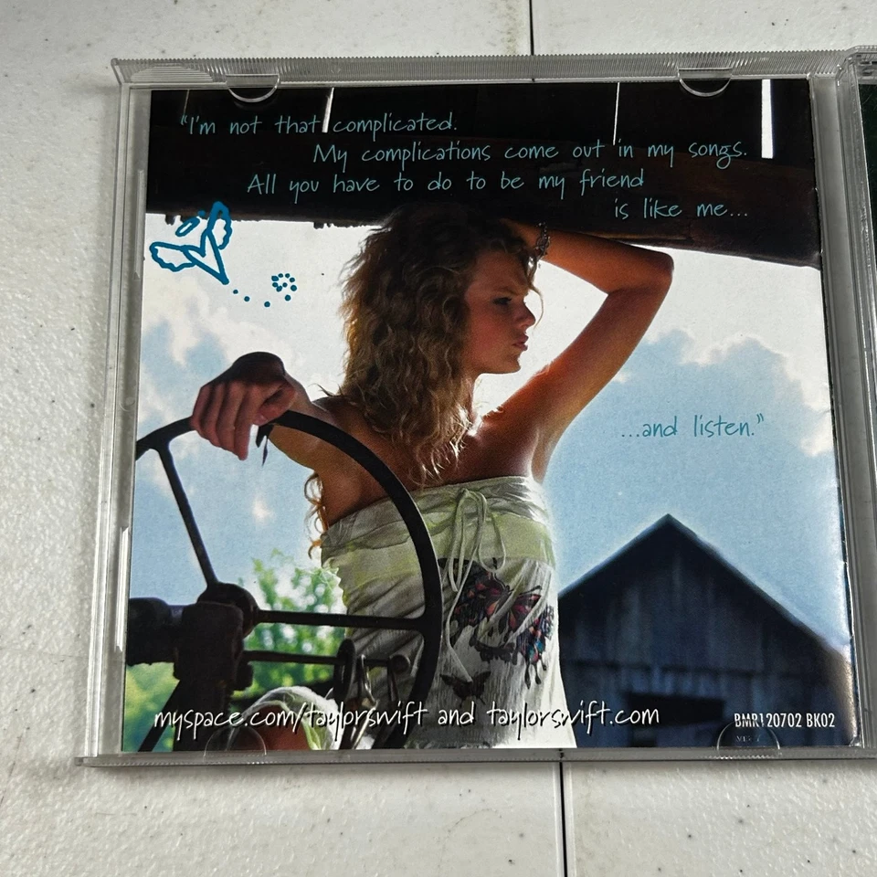 Taylor Swift - Taylor Swift CD 2006 Debut Album Country Big Machine - Image 2 of 4