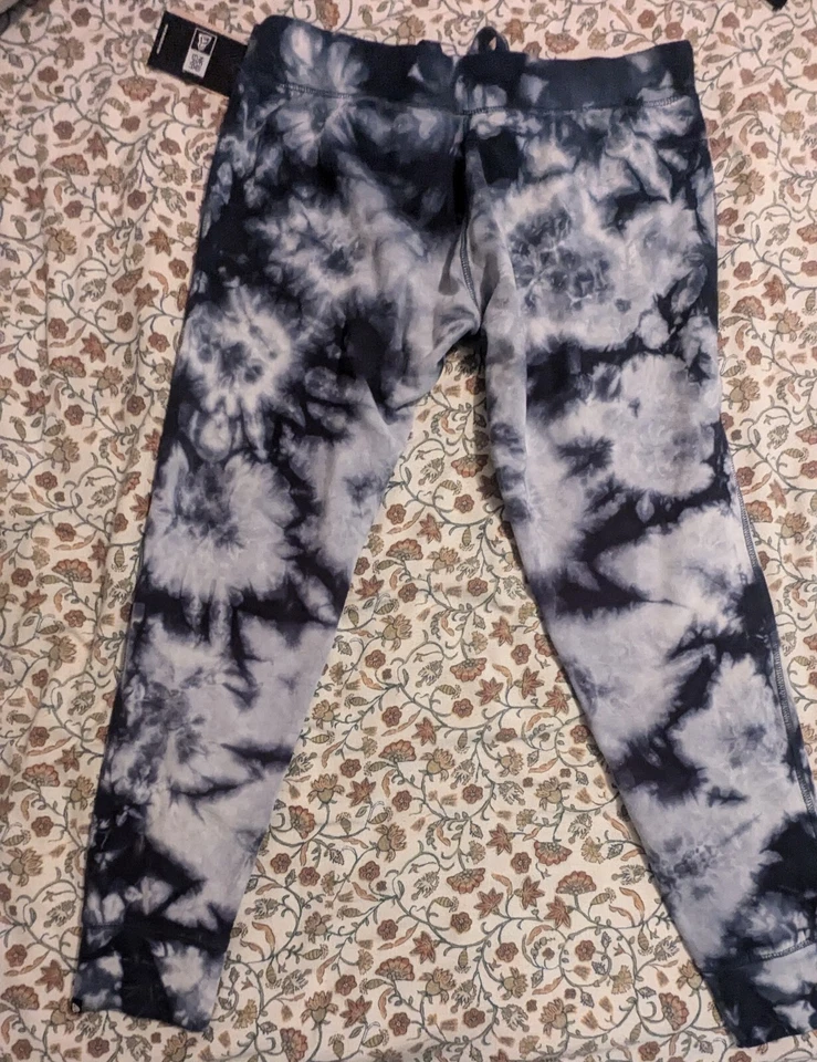 USA Soccer 5th And Ocean, New Era Seeatpants, Women's L - Image 2 of 2