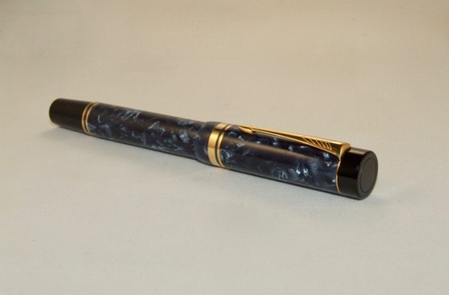 PARKER LATE DUOFOLD 1 O/S CENTENNIAL FOUNTAIN PEN-DATED E ( 1998 )- MINT & BOXED - Picture 4 of 19