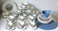 Set of 8 Merituuli tea cups by Heljä Liukko-Sundström, Arabia Finland