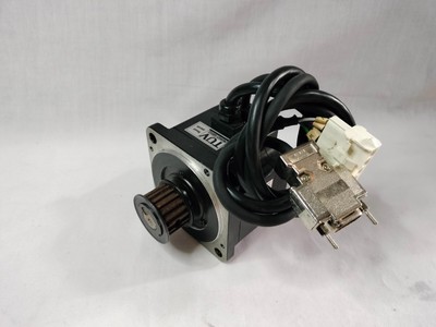 Yaskawa SGMP-02V314T SGMP02V314T AC Servo Motor 200W 200V Made in Japan
