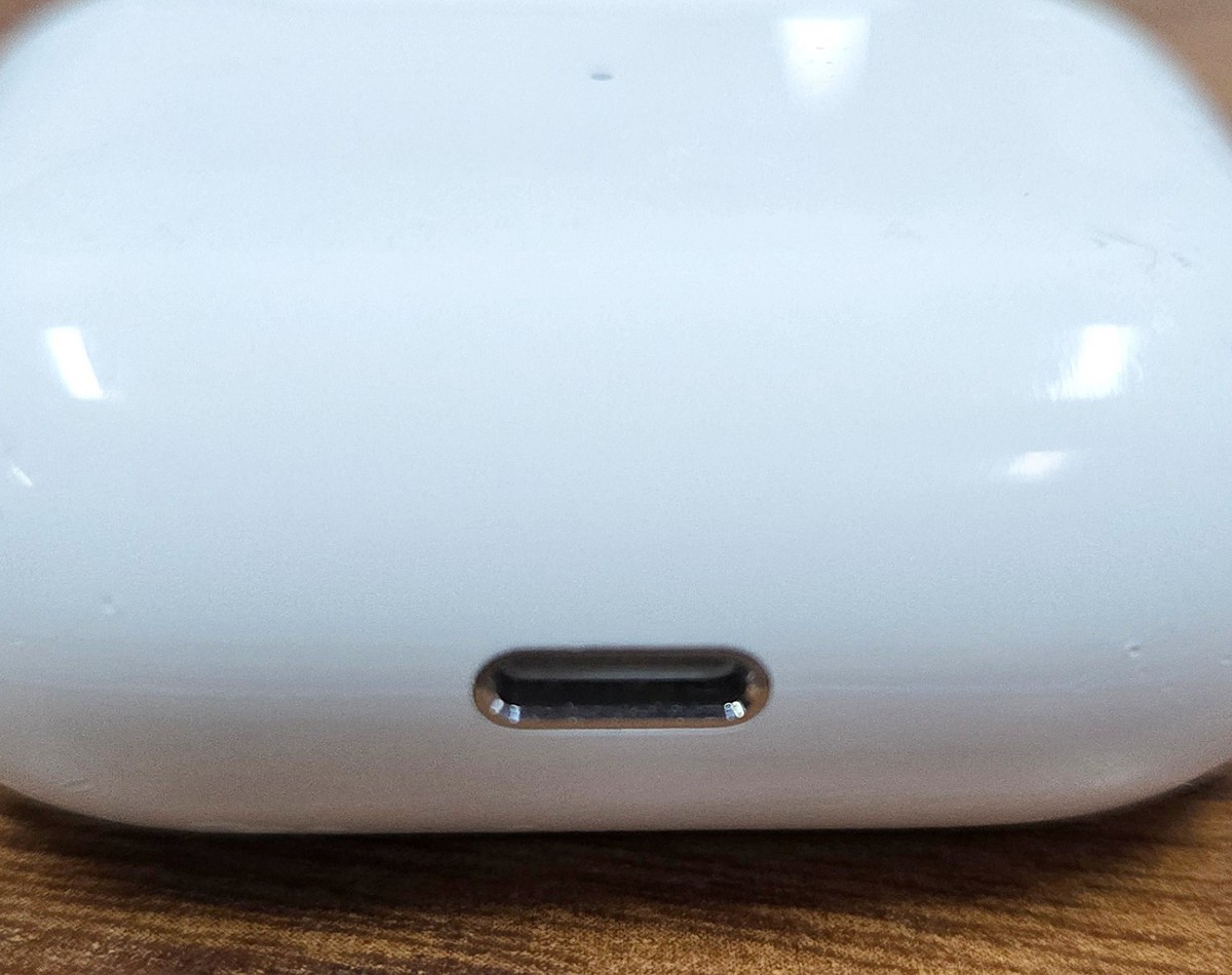Apple AirPods 3 3rd Generation Bluetooth with Wireless Charging