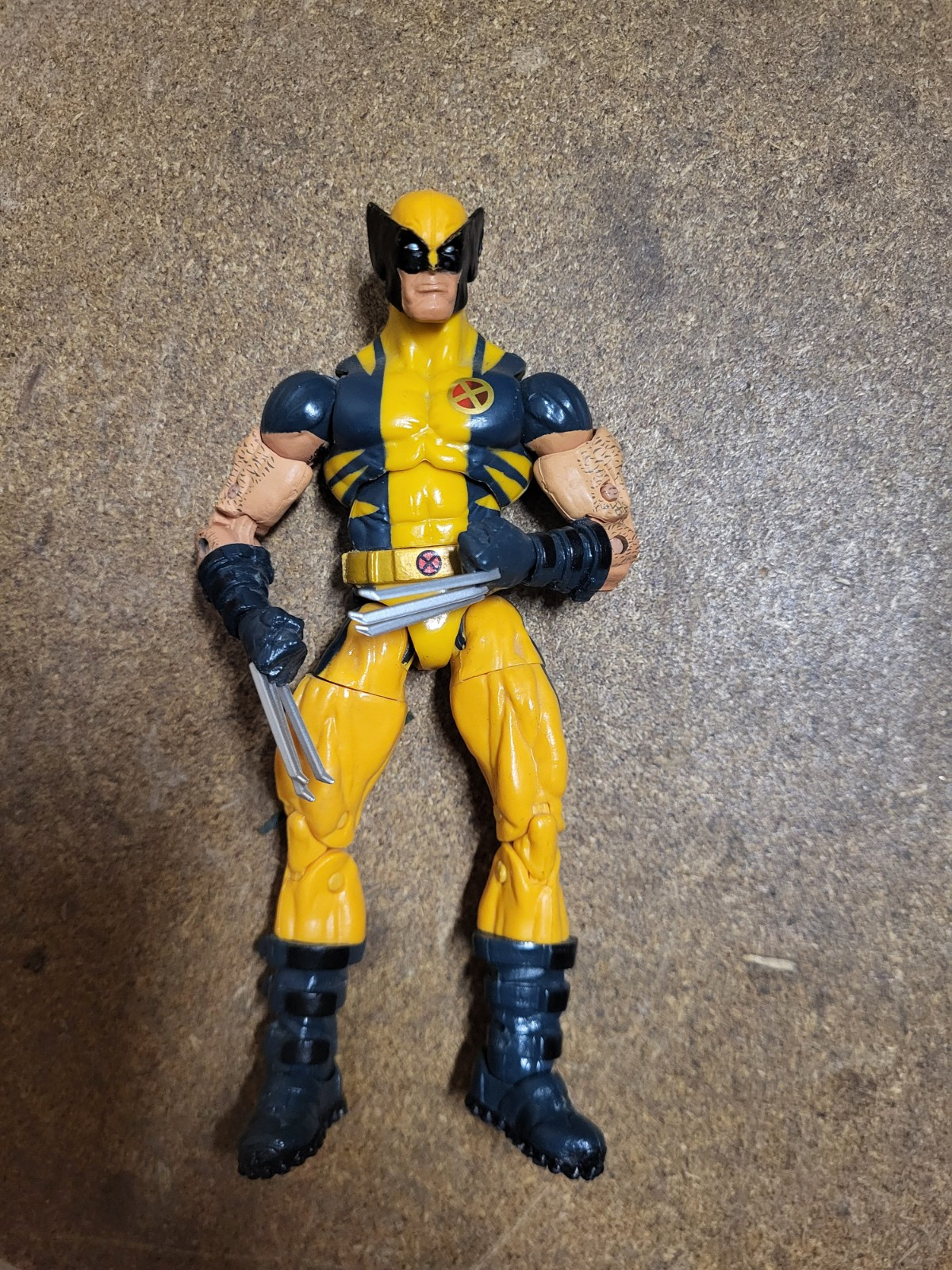 Figura de Acción Marvel Legends Series Hasbro Wolverine 6 Pulgadas