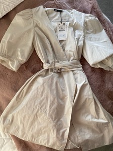zara robe beige