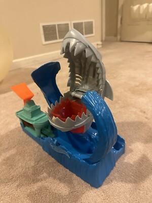 Robot TiburÃ³n De Hot Wheels City Hot Wheels City Robo Shark