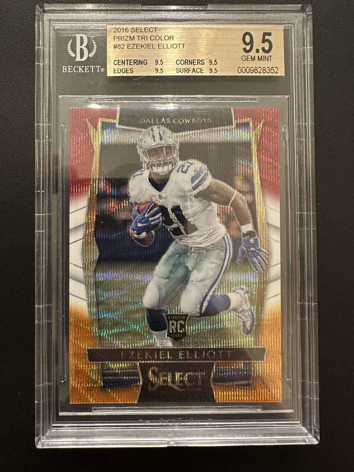2016 Select #82 Tri-Color Prizm Ezekiel Elliott Rookie RC BGS 9.5 Gem Mint!!!