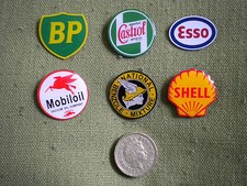 6 ODZNAK PRZYPINKOWYCH FIRMY BENZYNOWEJ / OLEJOWEJ, BP, CASTROL, ESSO, MOBIL, KRAJOWY BENZOLE I SHELL