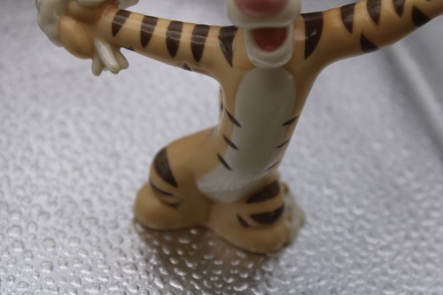 Disney Winnie The Pooh and Tigger Salt and Pepper Shakers by Lenox - Picture 5 of 14