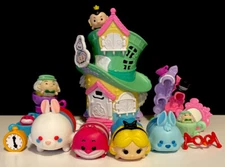 Disney Tsum Tsum MAD HATTER HAT SHOP Play Set *Alice In Wonderland* Vinyl Figure