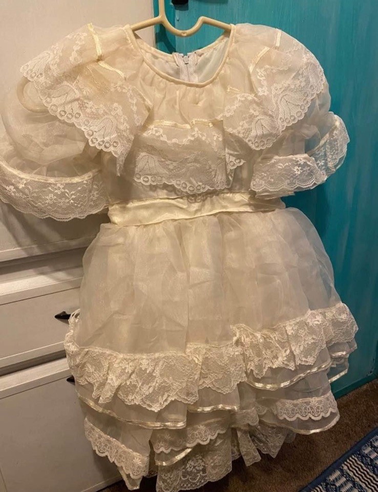 Ivory Victorian Handmade Lace Bow Organza Flower Girl Dress 4T Knee Length