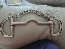 6 Inch / 15cm Slotted Mullen Mouth Ported steel Kimblewick with curb chain