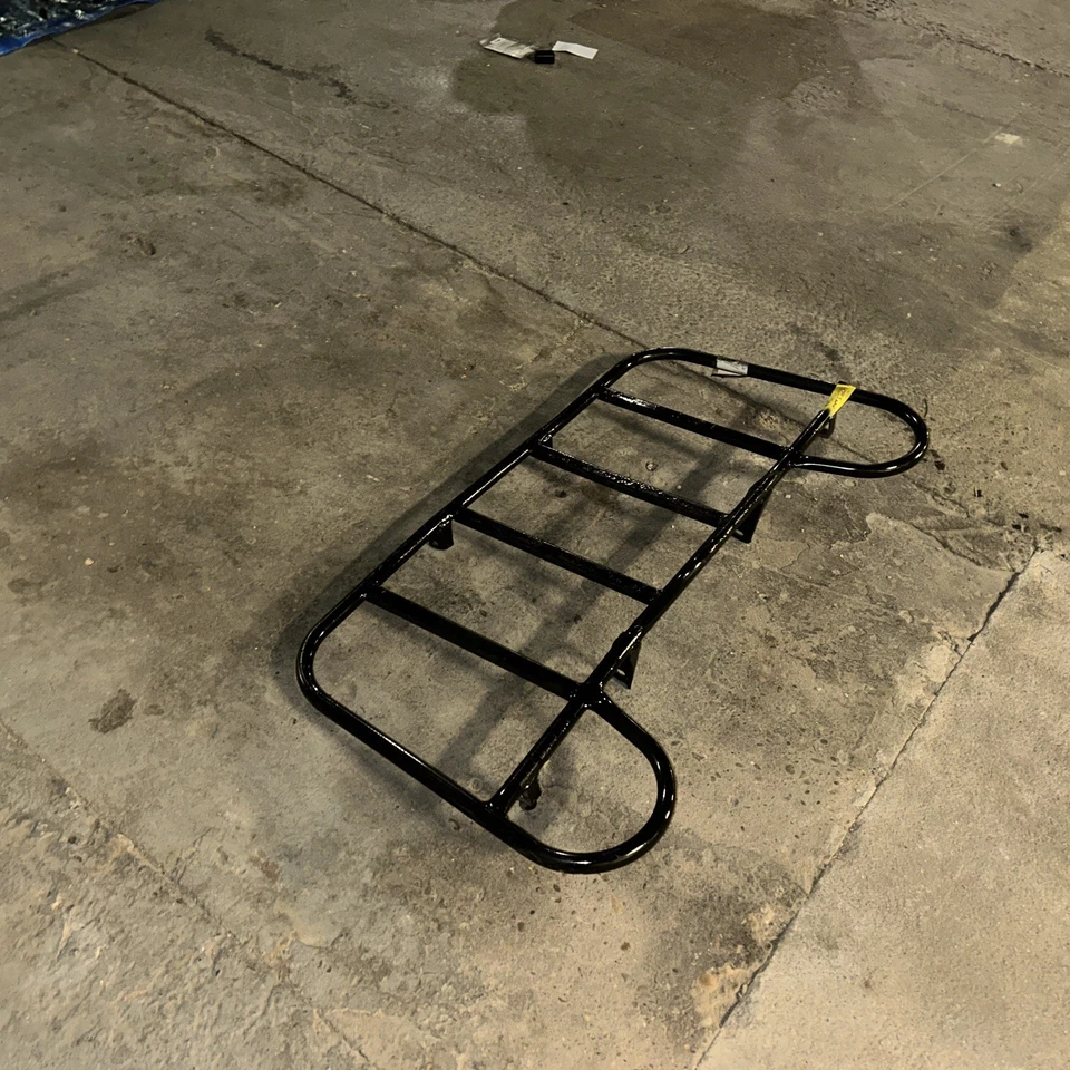 Yamaha Bear Tracker 250 2002 YFM250B portaequipajes delantero (ligeramente doblado) Foto 4 de 4