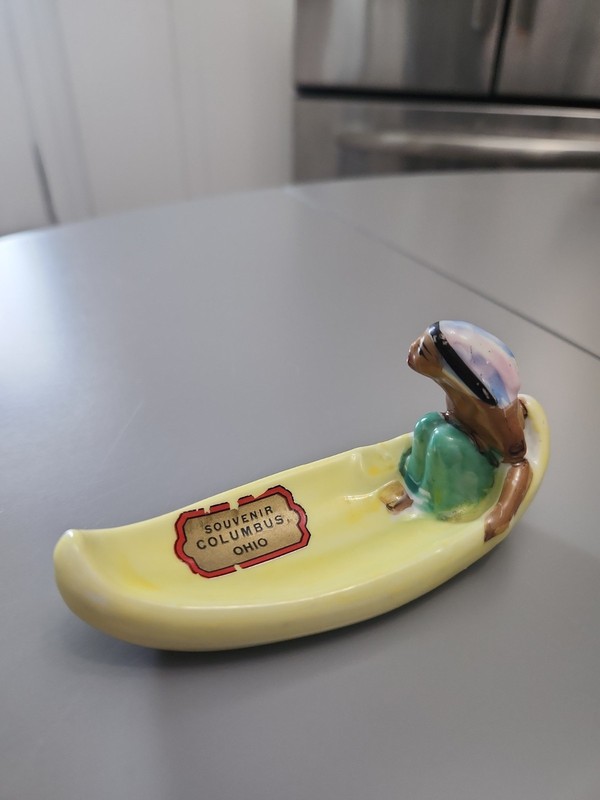 Vintage Native American Indian in Canoe Souvenir Columbus OH Figurine / Ashtray