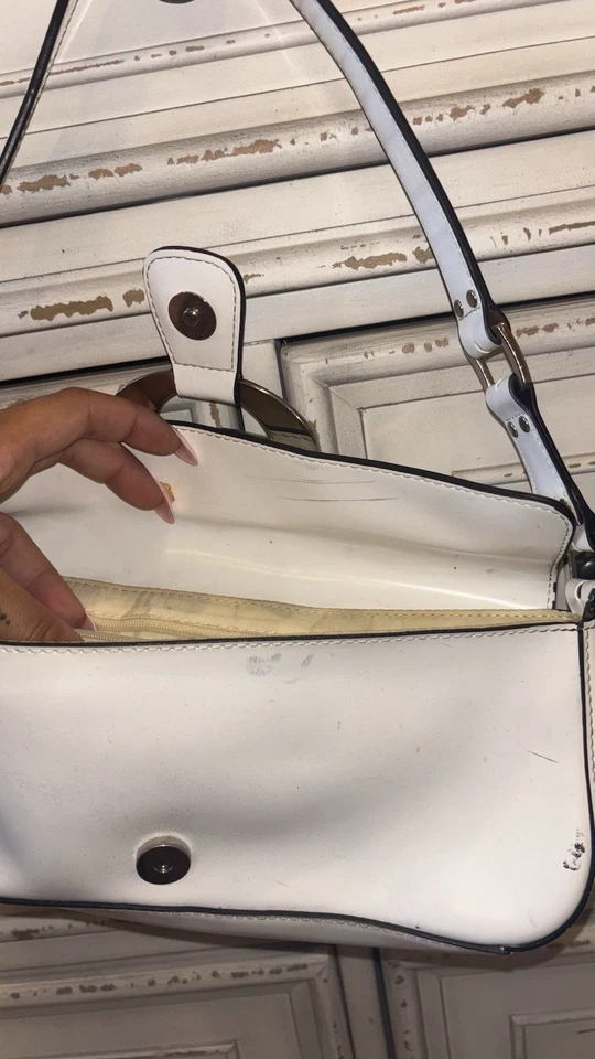 罕见! 复古 Y2K Guess 钱包 白色 G — 第 3/4 张图片