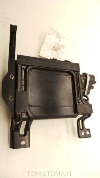 КАНИСТРА ДЛЯ ПАРОВ ТОПЛИВА 05 06 07 SCION tC 77740-21010 - Изображение 3 из 4