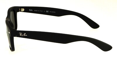 Ray-Ban New Wayfarer Matte Black Rubber l Polarized Green RB2132