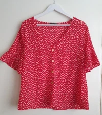 SHEIN Curve Red Ditsy Floral Blouse Buttons Detail V Neck Top Frilled Sleeves XL