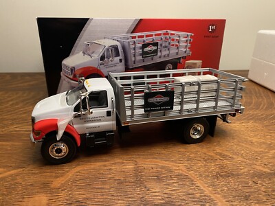 FIRST GEAR BRIGG S STRATTON FORD F-650 STAKE TRUCK 1ST 19-3763 MIB RARE ANNIV