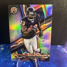 2023 TOPPS COMPOSITE RESURGENCE REFRACTOR DEVIN HESTER CHICAGO BEARS #67