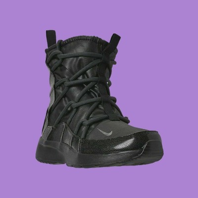 nike tanjun high rise waterproof