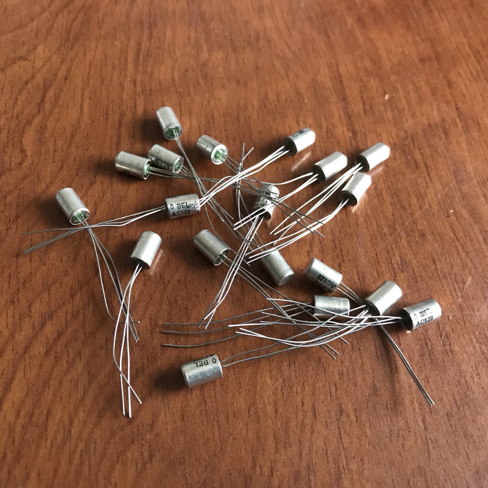 AC128 TRANSISTOR X 2