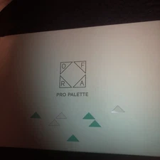 OFRA PRO PALETTE. BOHO PALETTE